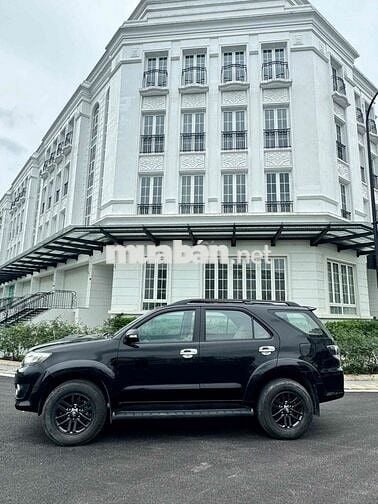 Toyota Fortuner 2016 máy DẦU 30E/5 số còn mới đẹp
