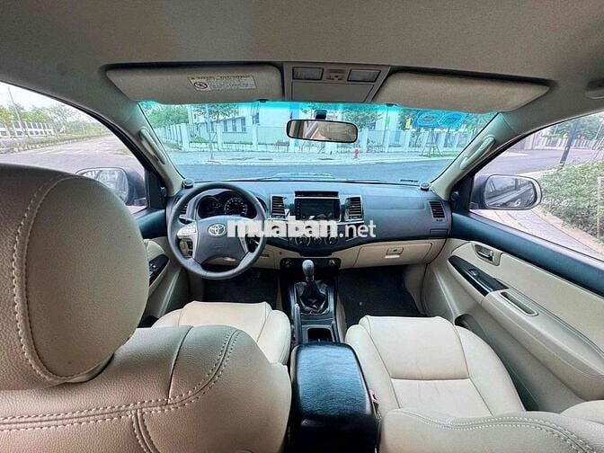 Toyota Fortuner 2016 máy DẦU 30E/5 số còn mới đẹp