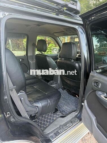Ford Everest 2012 Limited 4x2 - 180000 km