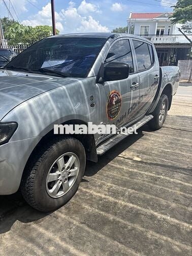 Mitsubishi Triton 2009 GL 2.4 MT 4x2 - 195000 km