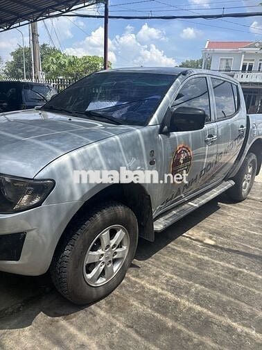 Mitsubishi Triton 2009 GL 2.4 MT 4x2 - 195000 km