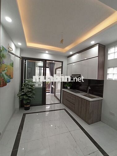 BÁN CHUNG CƯ N5 HỒNG MAI, THANH NHÀN, Ở NGAY, OTO ĐỖ CỬA, ĐỦ ĐỒ