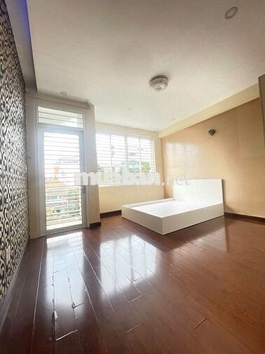 🏡 DTSD:183M2, NHÀ 4 TẦNG, HXH NGUYỄN ĐÌNH CHÍNH, P15 CHỈ 9.8 TỶ TL.