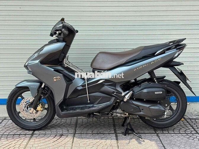 Ab150 2021 22.000km có hổ trợ góp