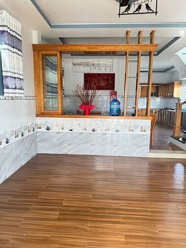 Cần tiền bán gấp – 520m² ngay cầu Vàm Sát, sẵn nhà ở, nhà yến