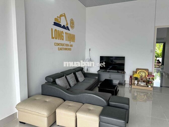 bán nhà mặt tiền 200m2 tại xã Củ Chi