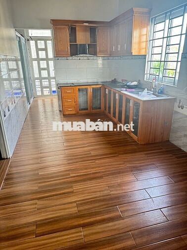 Cần tiền bán gấp – 520m² ngay cầu Vàm Sát, sẵn nhà ở, nhà yến