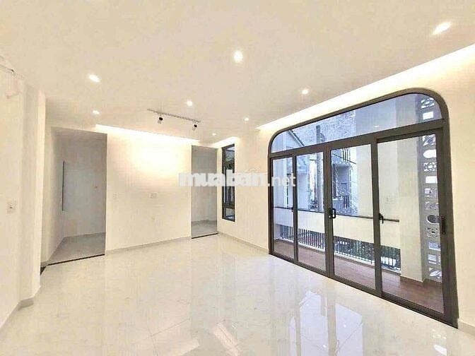 nhà đẹp 3 lầu 4 phòng ngủ 4wc, hẻm 704 Hương Lộ 2. BTĐ A Bình Tân