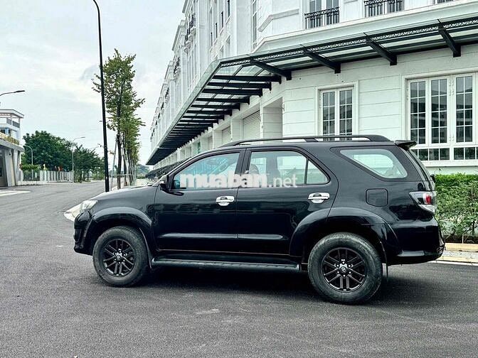 Toyota Fortuner 2016 máy DẦU 30E/5 số còn mới đẹp