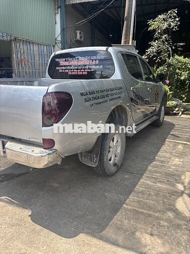 Mitsubishi Triton 2009 GL 2.4 MT 4x2 - 195000 km