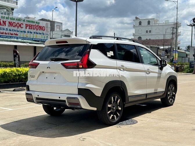 Mitsubishi Xpander Cross 2026 - Siêu ưu đãi.