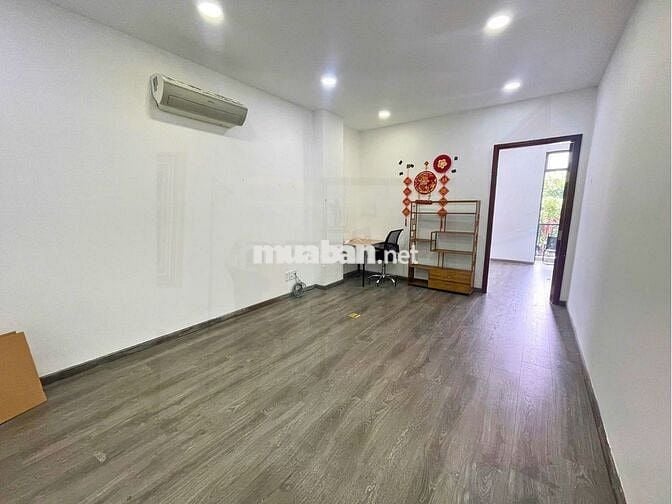 Cho thuê văn phòng 30m² Vạn Phúc City – vị trí đẹp, giá 6,5tr/tháng