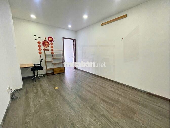 Cho thuê văn phòng 30m² Vạn Phúc City – vị trí đẹp, giá 6,5tr/tháng