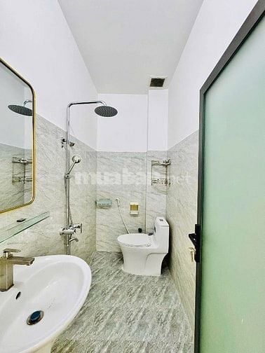 Nhà 52m2 Nguyễn Thái Bình-Tân Bình giá 1 Tỷ 930 vị trí cực đẹp