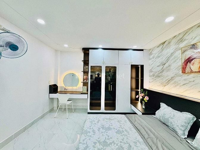 Nhà 52m2 Nguyễn Thái Bình-Tân Bình giá 1 Tỷ 930 vị trí cực đẹp