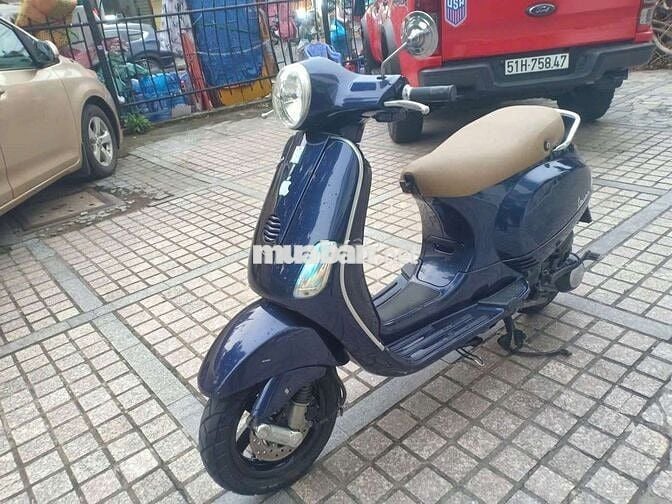 Xe piaggio vespa