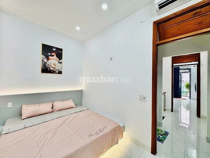 Nhà 52m2 Nguyễn Thái Bình-Tân Bình giá 1 Tỷ 930 vị trí cực đẹp