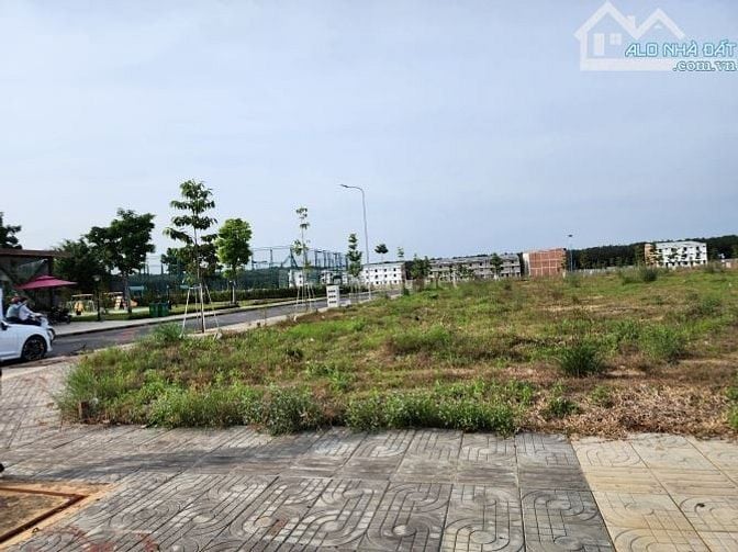 ĐẤT NỀN MẶT TIỀN LÃ XUÂN OAI – CẠNH VINHOMES Q9 & VÀNH ĐAI 3 