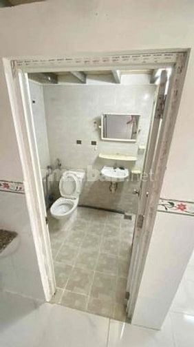 phòng 20m2 mặt tiền đường cửa riêng Bình Lợi