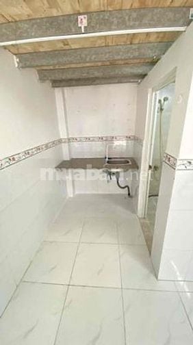 phòng 20m2 mặt tiền đường cửa riêng Bình Lợi
