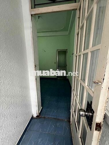 Cho thuê nhà NC , hẻm 4m, 3,2x12m, 1 lầu, 2 PN, 2WC, 9tr/1 tháng