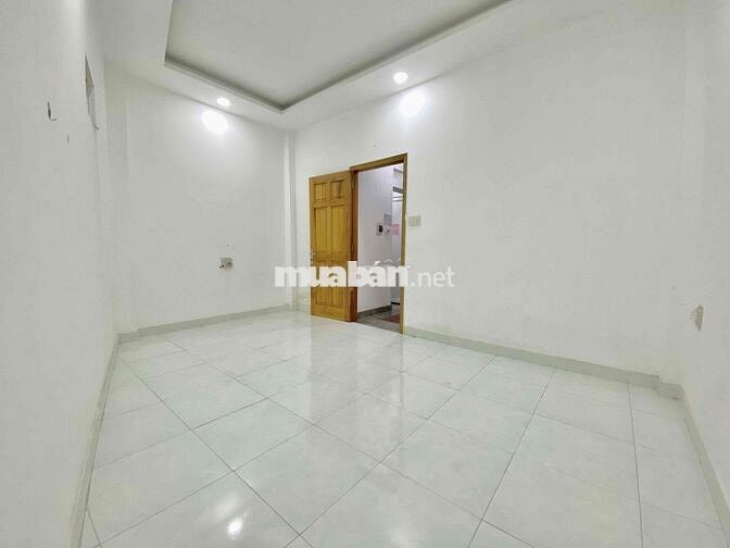 CHO THUÊ NHÀ NGUYÊN CĂN - 4 PHÒNG NGỦ 3TOILET KHU CHỢ PHẠM VĂN HAI