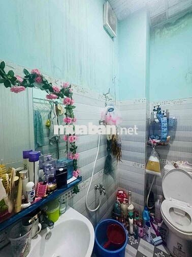Hàng Hiếm Khó Tìm Nhà Hơn 2 Tỷ 40m2 Sổ Hồng Riêng Gần chợ Đầu mối TĐ