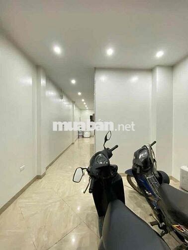 CCMN 7 tầng thang máy – full kín 9 phòng !Dòng tiền 50tr/tháng