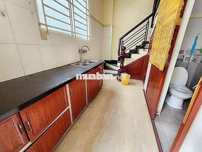 Nhà Góc 3,3x17m 2Lầu (2PN 2WC) Hẻm Xe Tải. Trương Phước Phan. Bình Tân