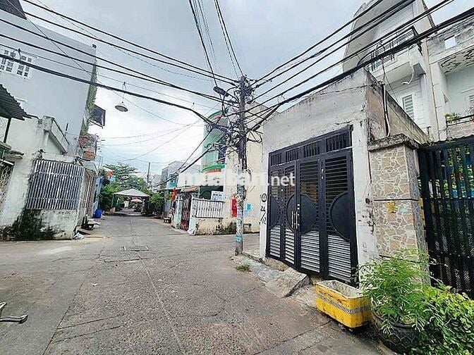 Nhà Góc 3,3x17m 2Lầu (2PN 2WC) Hẻm Xe Tải. Trương Phước Phan. Bình Tân