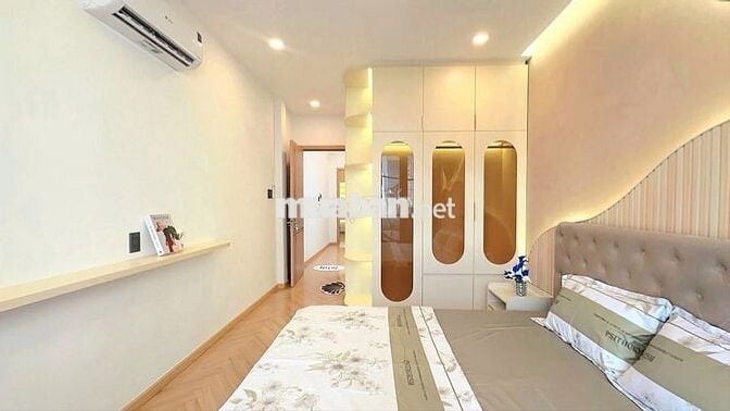 Siêu Hiếm! Bán Biệt Thự 2 Lầu DTCN 100m2 Ngay TT Bình Thạnh Chỉ 8,65tỷ