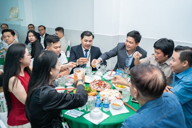 CTY CP TM DV ĐT SUNRISE FARMS TUYỂN DỤNG CHUYÊN VIÊN KD BẤT ĐỘNG SẢN