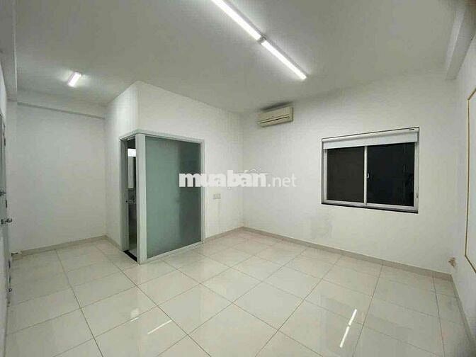 Cho Thuê Văn Phòng Nội Khu Hưng Gia 3, PMH 6x18,5M