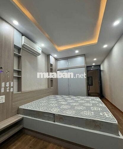 BÁN NHÀ PHÙNG CHÍ KIÊN, PHÂN LÔ Ô TÔ TRÁNH, NHÀ ĐẸP 5T – CHỈ 8.8 TỶ
