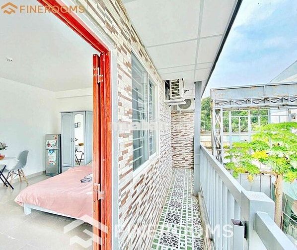 CĂN HỘ CÓ BAN CÔNG FULL NỘI THẤT NGAY TÂN BÌNH