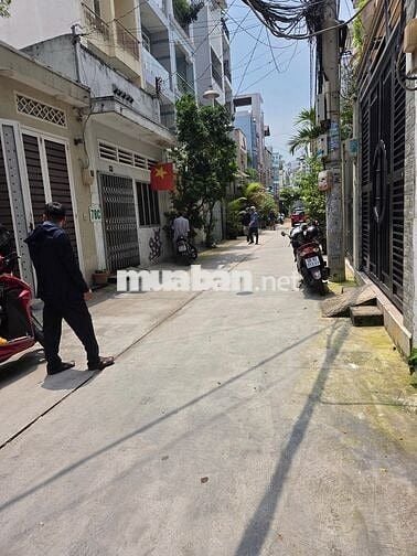 CHO THUÊ NHÀ NGUYÊN CĂN 2 MẶT TIỀN NGAY LẠC LONG QUÂN, QUẬN 11