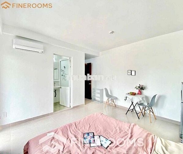 CĂN HỘ CÓ BAN CÔNG FULL NỘI THẤT NGAY TÂN BÌNH