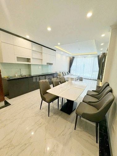 Nhà mới ngỡ ngàng, thang máy ,5t ,40m tại Phan Đình Giót chỉ nhỉnh 7t