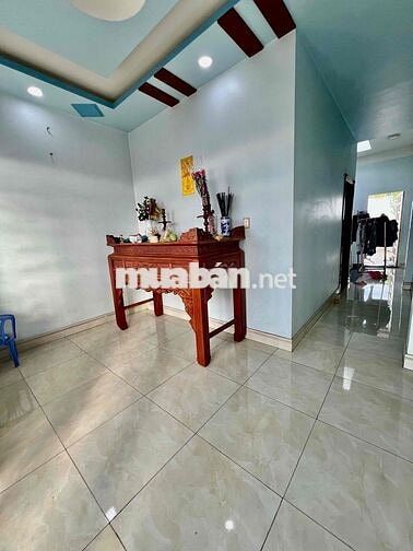 Nhà mặt tiền hẻm thông gần chợ 03 - 07 TCH Q12