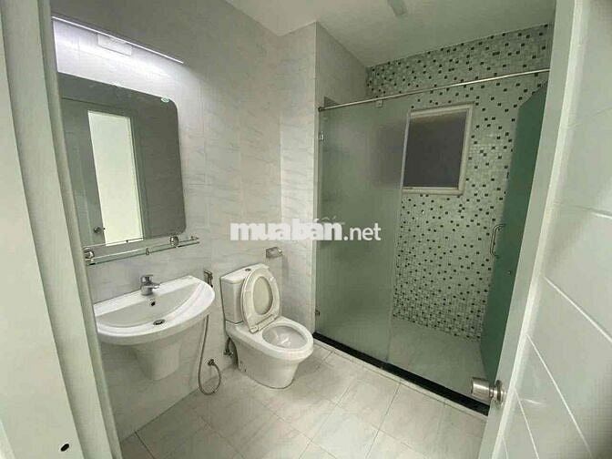 Cho Thuê Văn Phòng Nội Khu Hưng Gia 3, PMH 6x18,5M