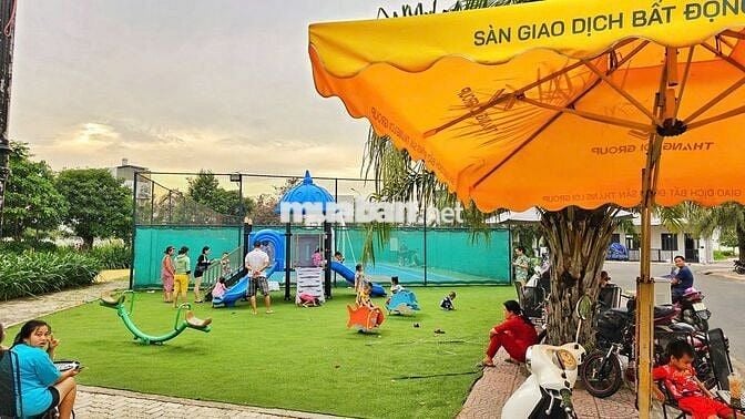 BÁN nền đường lớn 50m chưa tới 4t- Cách chợ hưng long 500m