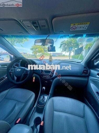 Hyundai Accent 1.4 AT 2015 – Số tự động