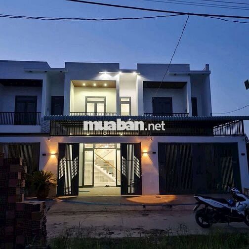 Nhà đối diện khu tái định cư Bình Lợi