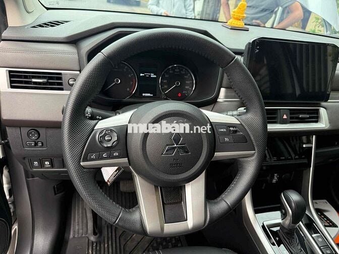 Mitsubishi Xpander 2023 Premium 1.5 AT - 13000 km