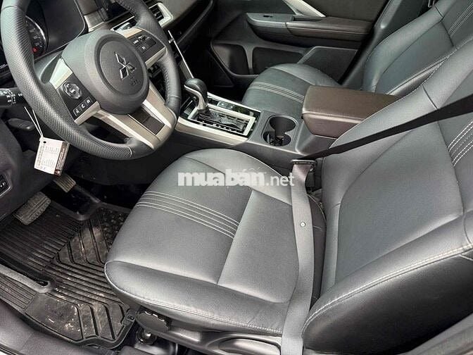 Mitsubishi Xpander 2023 Premium 1.5 AT - 13000 km