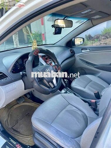 Hyundai Accent Blue 2015 – Số tự động