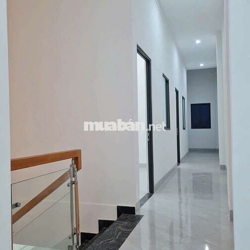 Nhà đối diện khu tái định cư Bình Lợi