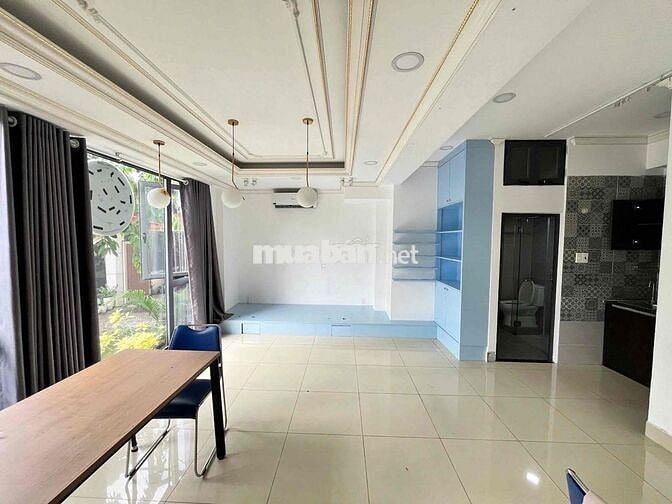 Mặt bằng giá tốt trung tâm quận 7