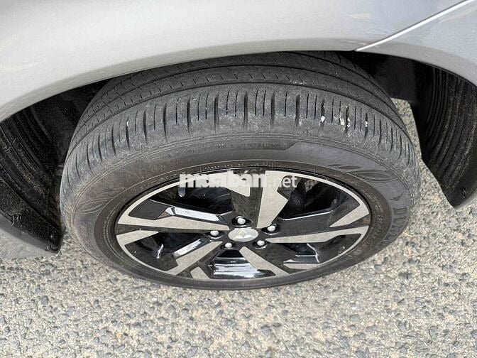 Mitsubishi Xpander 2023 Premium 1.5 AT - 13000 km