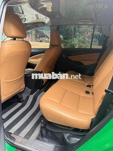 Toyota Innova 2018 2.0E - 150000 km